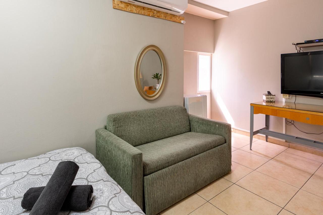 Little Prince Hostel-5 Min Walk To The Beach Eilat Bagian luar foto