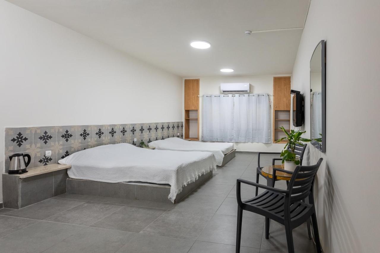 Little Prince Hostel-5 Min Walk To The Beach Eilat Bagian luar foto