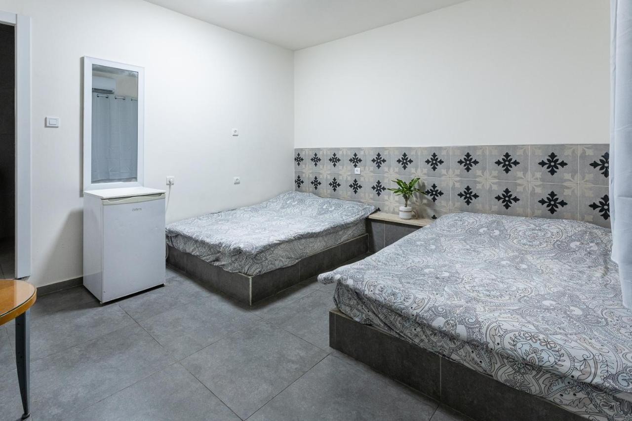 Little Prince Hostel-5 Min Walk To The Beach Eilat Bagian luar foto
