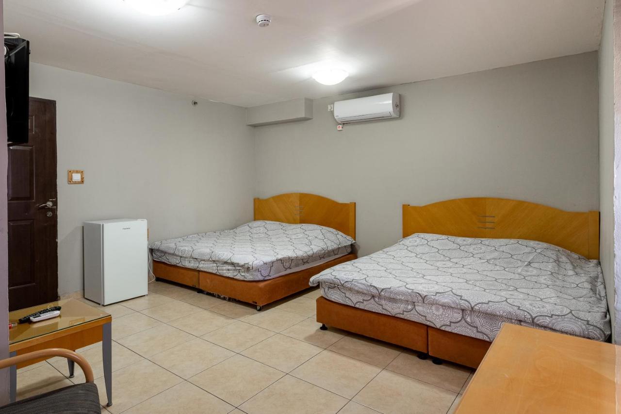 Little Prince Hostel-5 Min Walk To The Beach Eilat Bagian luar foto