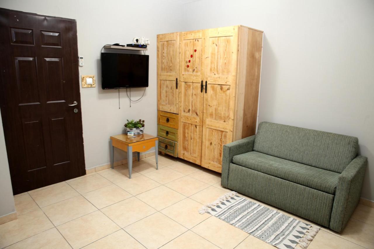 Little Prince Hostel-5 Min Walk To The Beach Eilat Bagian luar foto